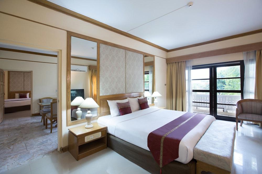 Eurasia Cha-Am Lagoon Exterior photo